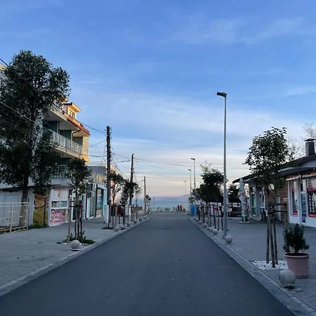 Апартаменты By The Sea *