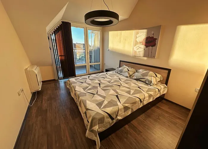 By The Sea Apartment *